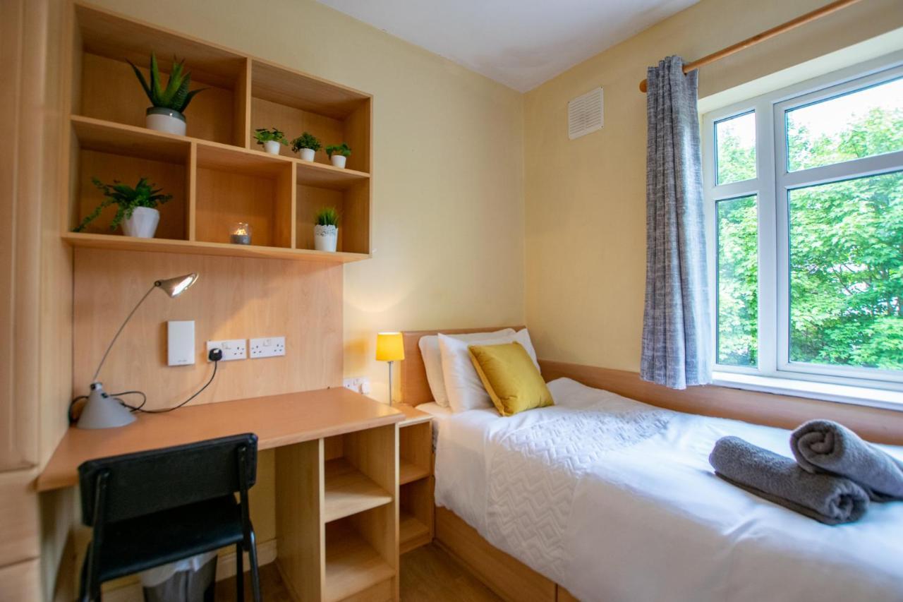 126 - Gort Na Coiribe 4 Bedroom Duplex, By Shortstays Голвей Екстер'єр фото