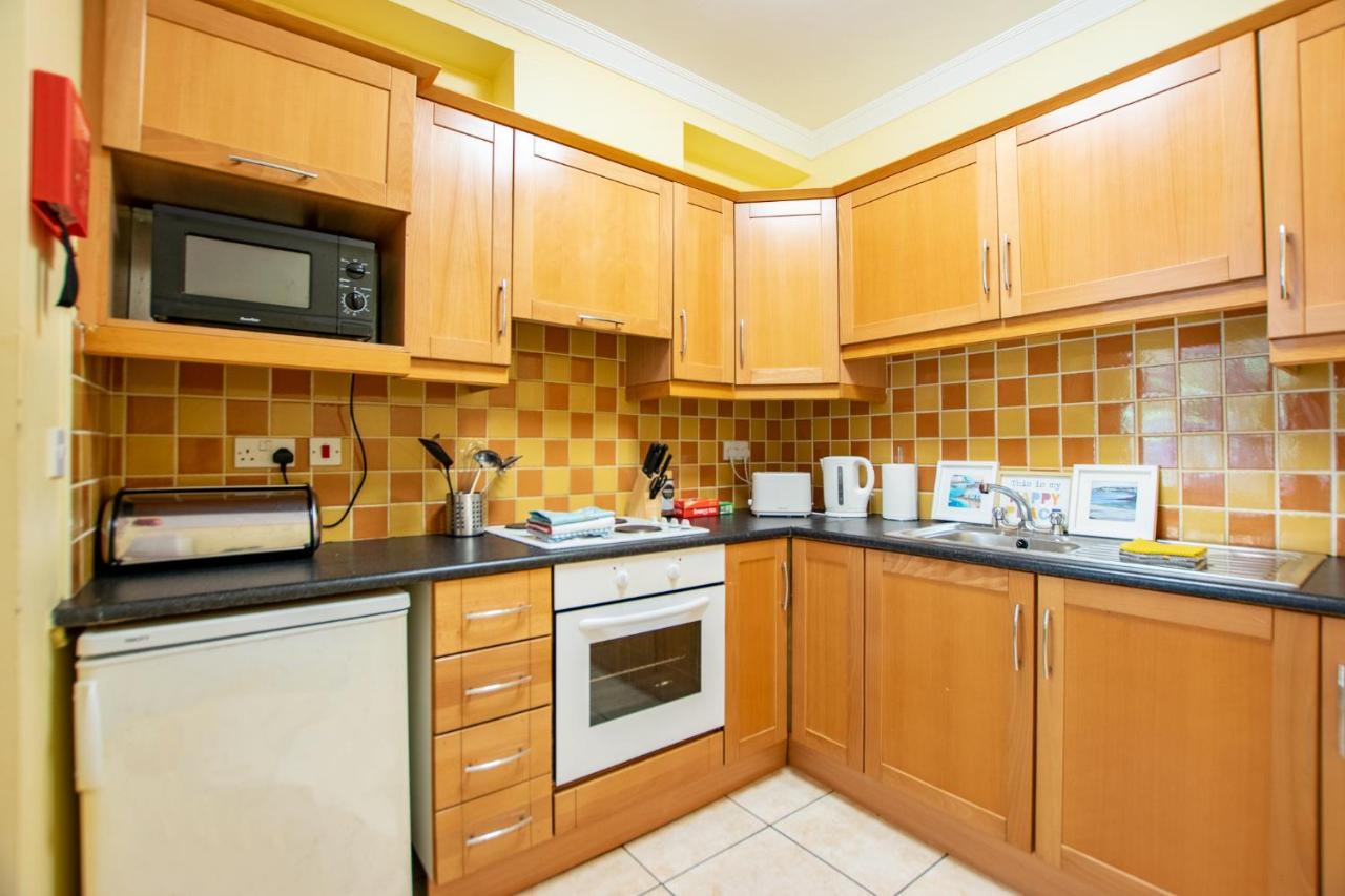 126 - Gort Na Coiribe 4 Bedroom Duplex, By Shortstays Голвей Екстер'єр фото