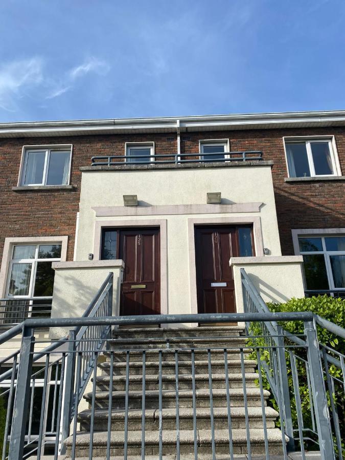 126 - Gort Na Coiribe 4 Bedroom Duplex, By Shortstays Голвей Екстер'єр фото